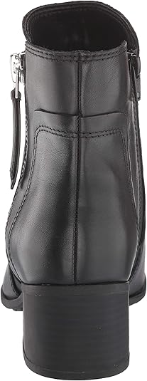 naturalizer dorrit booties