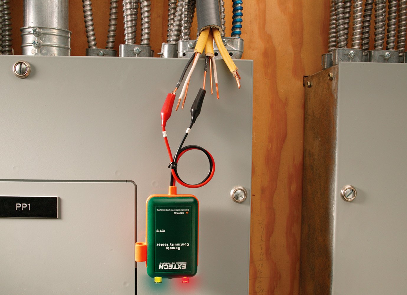 Extech CB10 Circuit Breaker Finder with Remote and Local Continuity