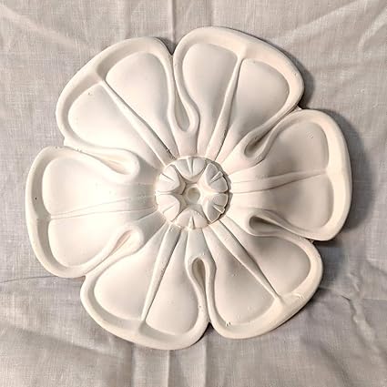 Ceiling Rose Tudor Rose Design 190mm Amazon Co Uk Diy Tools