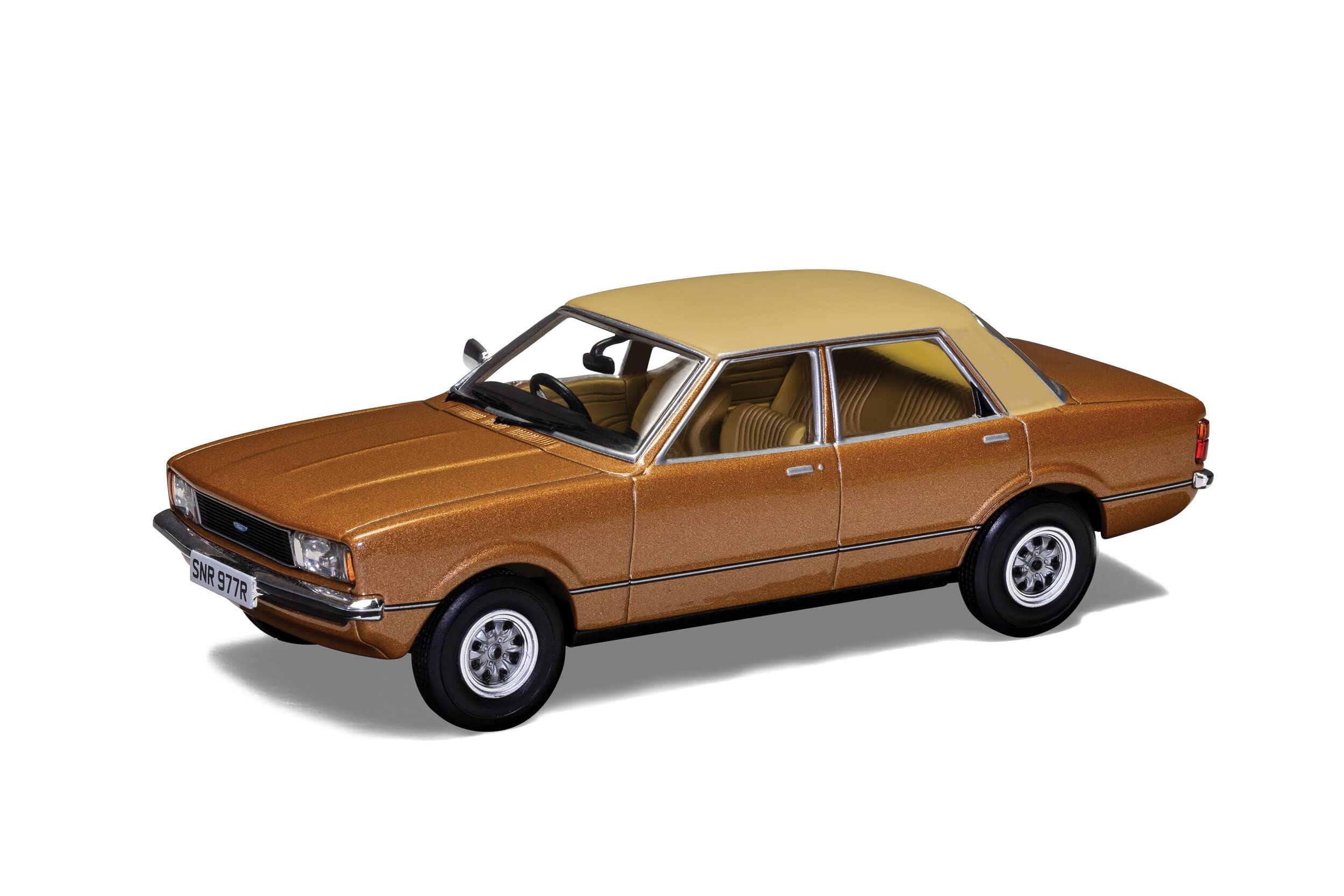 Corgi Ford Cortina Mk4 1.6 GL, Arizona Gold