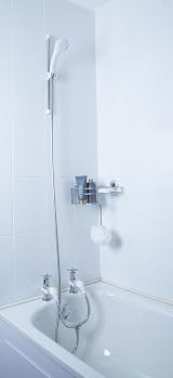 Croydex Secura Shower Head and Hose Attachment with Riser Rail view 2