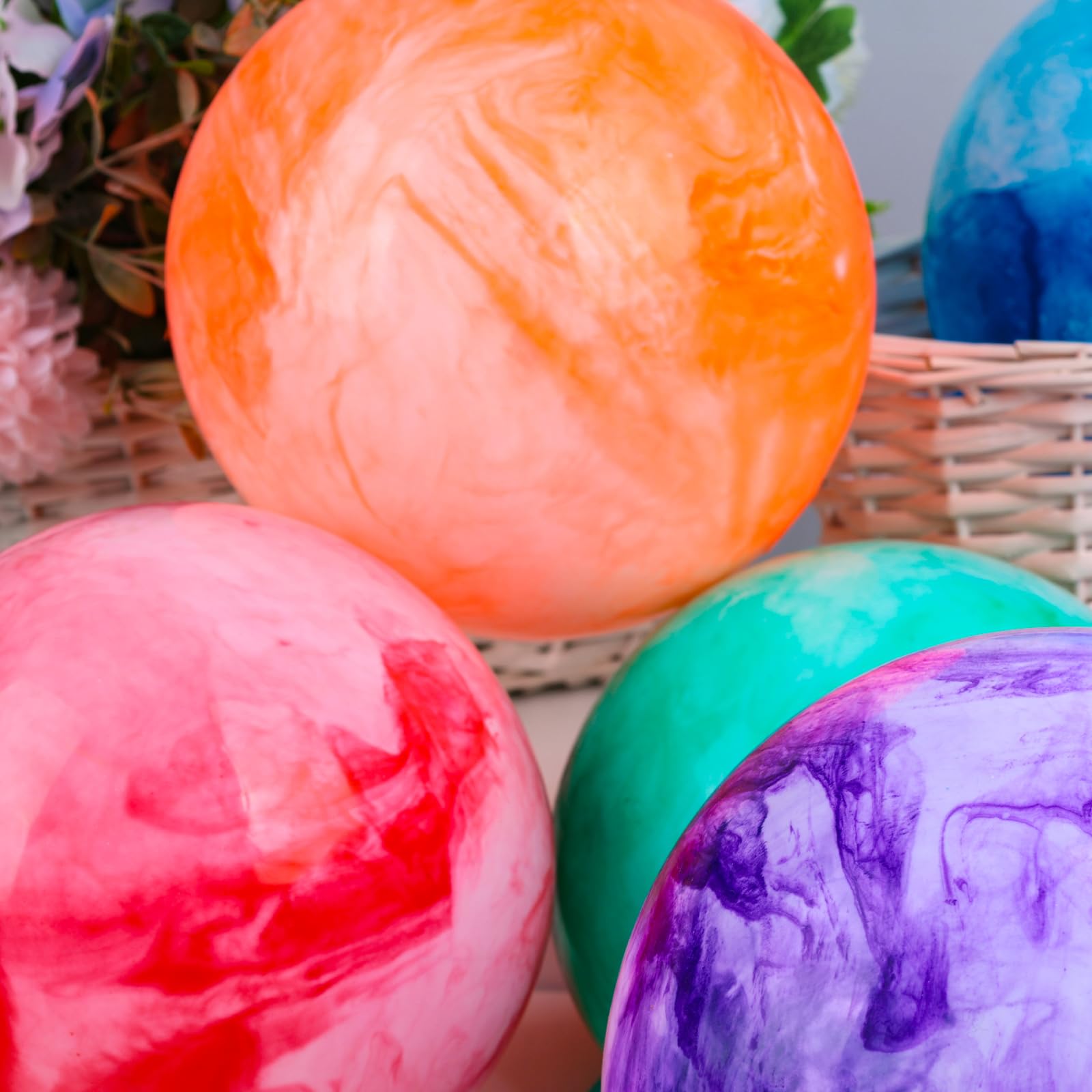 FUTUREPLUSX 6PCS Inflatable Playground Balls, 8.7 Inches Kickball Dodge Ball with Pump, for Kids Indoor and Outdoor Play, Party Favors