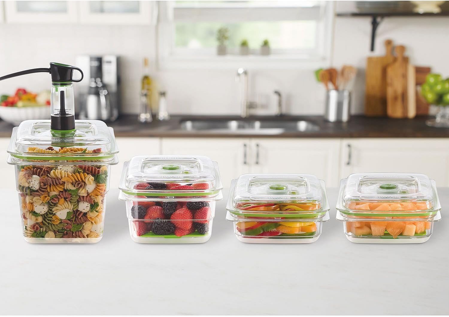 FoodSaver Fresh Containers, Set of 4 with Bonus Produce Trays