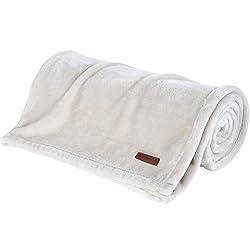 Columbia 50" x 60" Super Plush Lightweight Throw