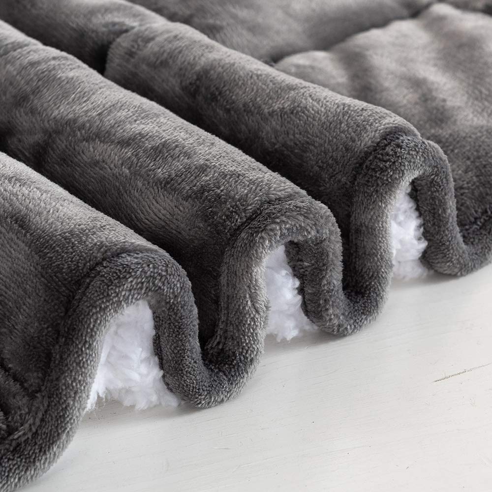 BUZIO Sherpa Fleece Weighted Blanket for Adult, 20 lbs Heavy Fuzzy Throw Blanket with Soft Plush Flannel, Dual Sided Queen Size Cozy Fluffy Blanket, 60 x 80 inches, Grey