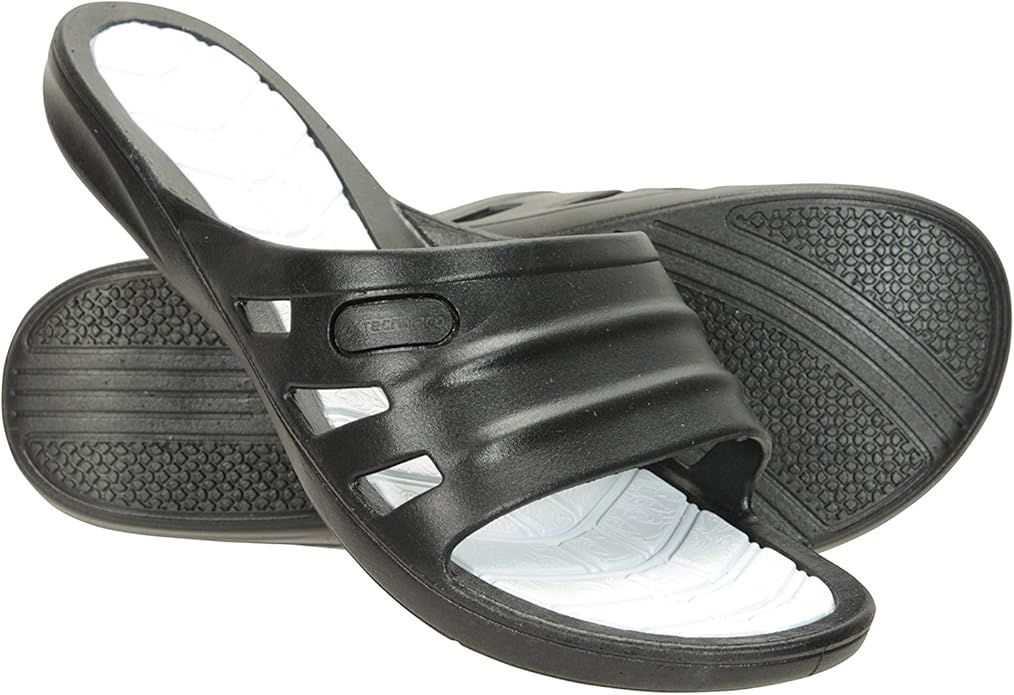mountain warehouse flip flops