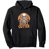 Skull Cutter Hairdresser - Spooky Halloween Stylist Pullover Hoodie
