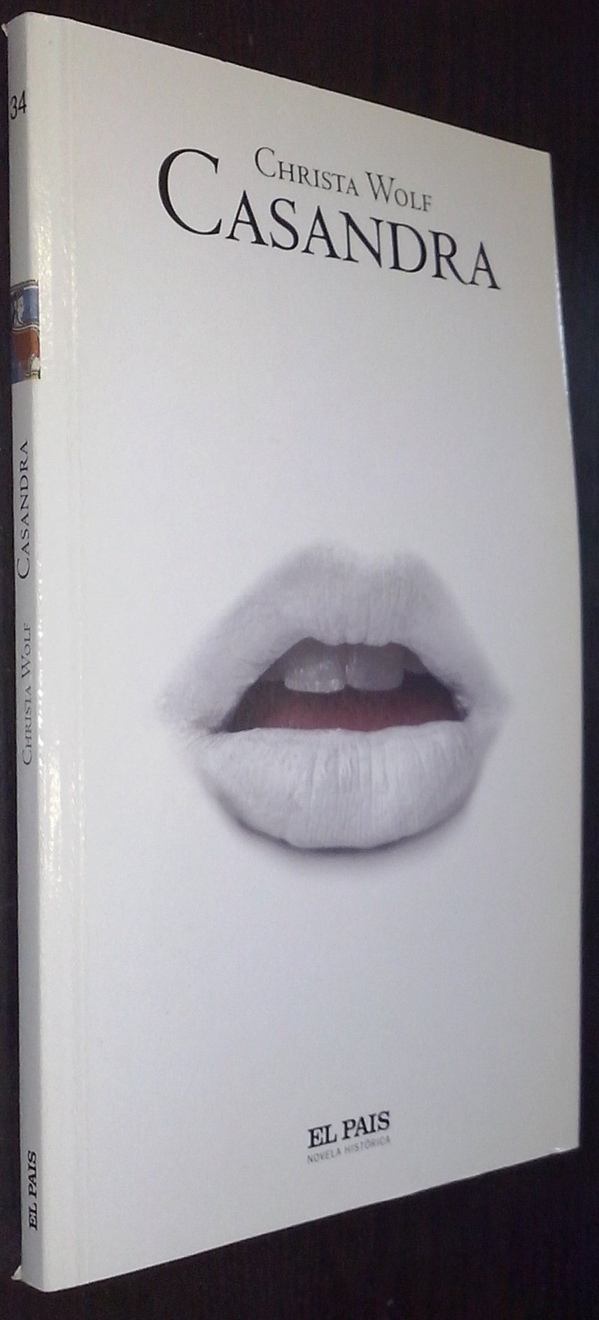 Portada de Casandra