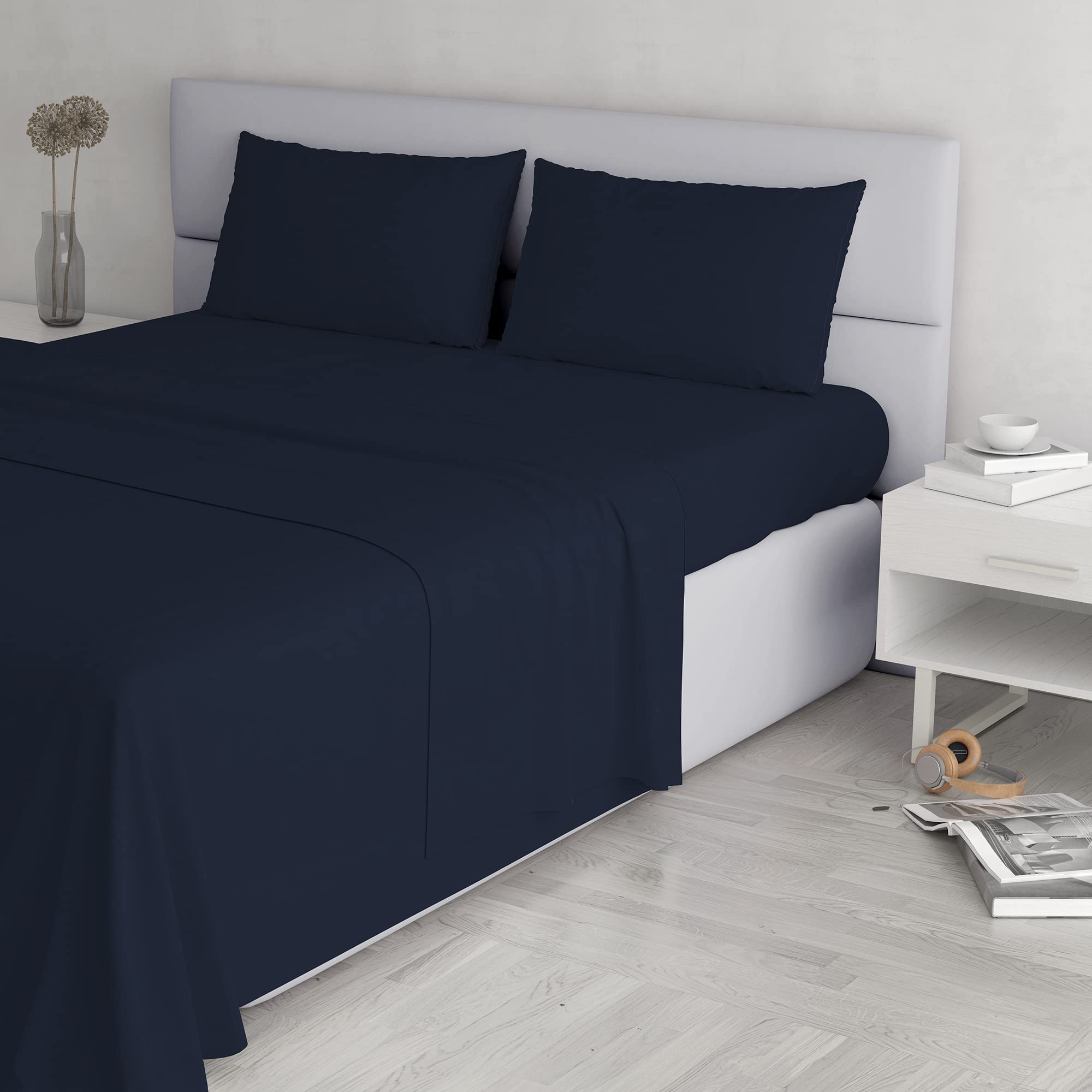 Italian Bed Linen Elegant Bed Linen Set (Flat 250x300, Fitted Sheet 170x200cm+2 Pillowcases 52x82cm), Dark Blue, DOUBLE