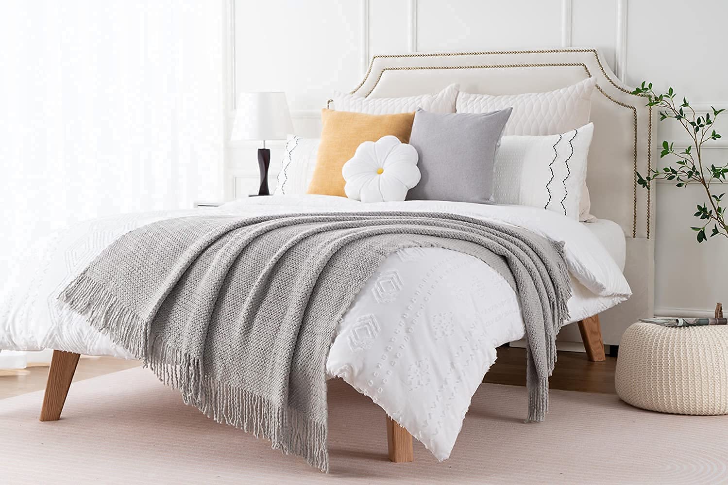 Knit Tassel Throw Blanket