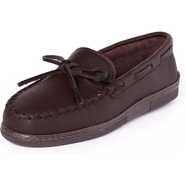 Amazon.com | Minnetonka Men display picture 3