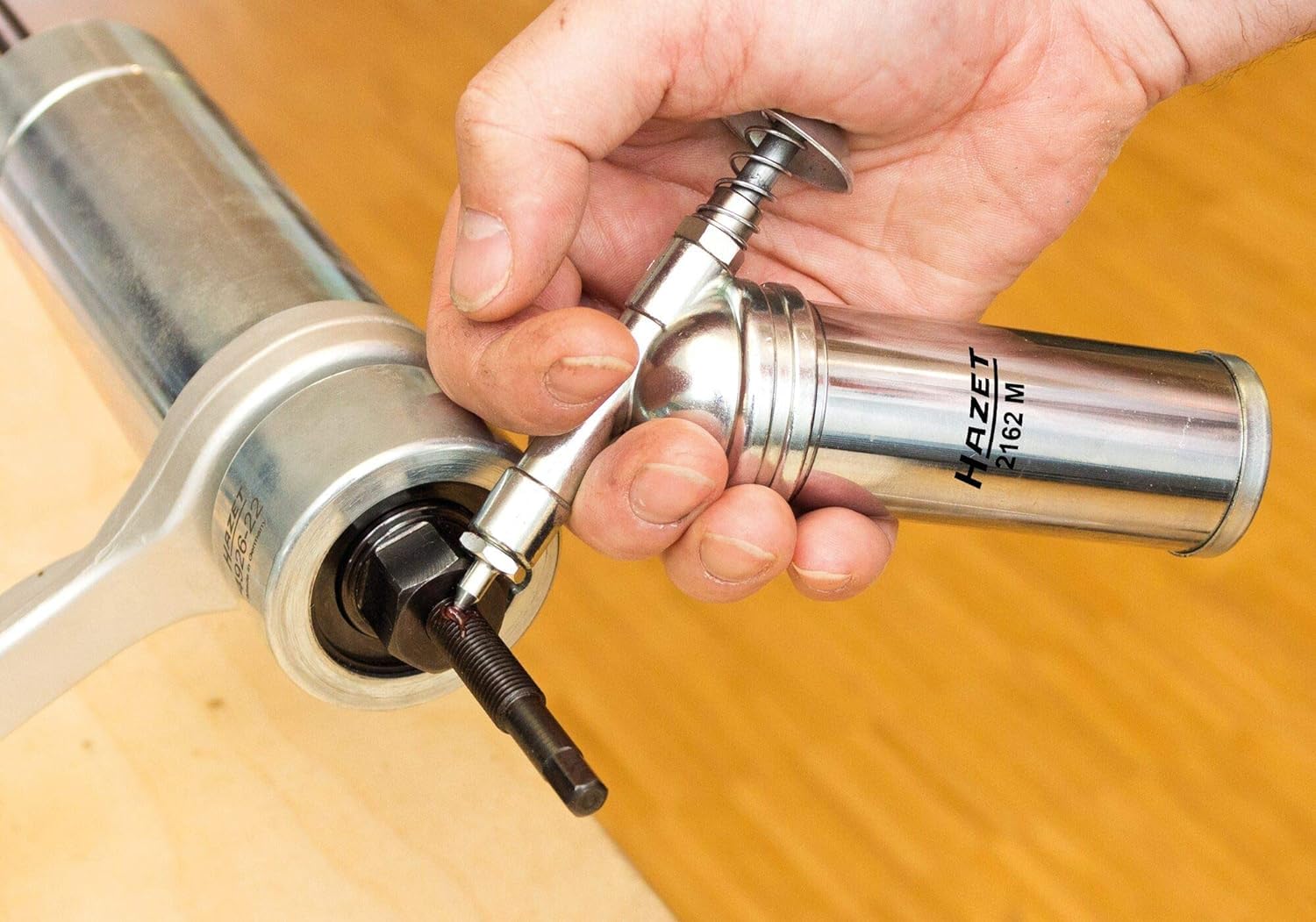 HAZET Mini-Fettpresse 2162M inkl. Schmiernippel in 50 und 90 Grad Ausführung - präzise Dosierung für loses Fett, Füllmenge 80 g - zum schmieren von Maschinen, Fahrrad-Ketten, Schlagschraubern uvm. 3