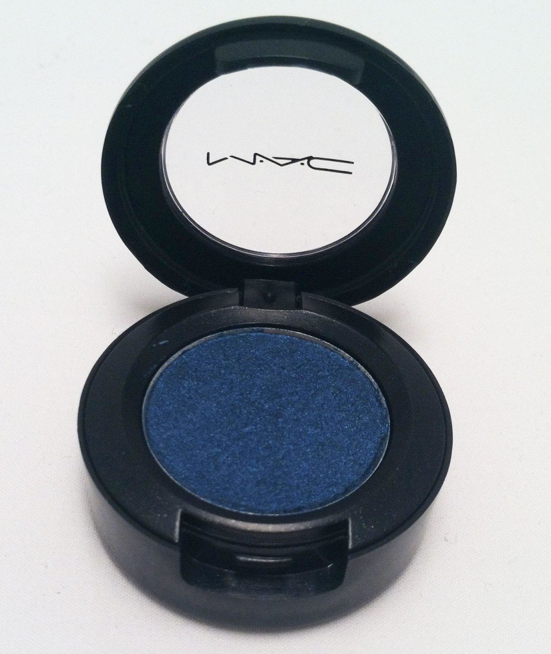 MAC Small Eye Shadow Deep Truth 1.5g/0.05oz Amazon.co.uk Health