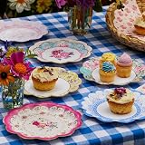 Talking Tables 24 Floral Paper Plates 17.5 cm with Scalloped Edge view 2