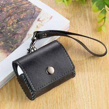 Amazon Cubicclf イヤホンケース Airpods Proレザーケース 手作りのファッションヘッドフォン充電ケース 同色のハンドストラップ 高級手作り保護ケース付き 対応airpods Pro Airpods 第3世代用 Color Black Cubicclfw イヤホン ヘッドホンケース