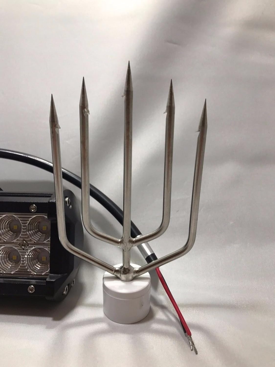 Flounder Gigging Light with Spear PVC Head LED 36 Watts 3600 Lumens 12