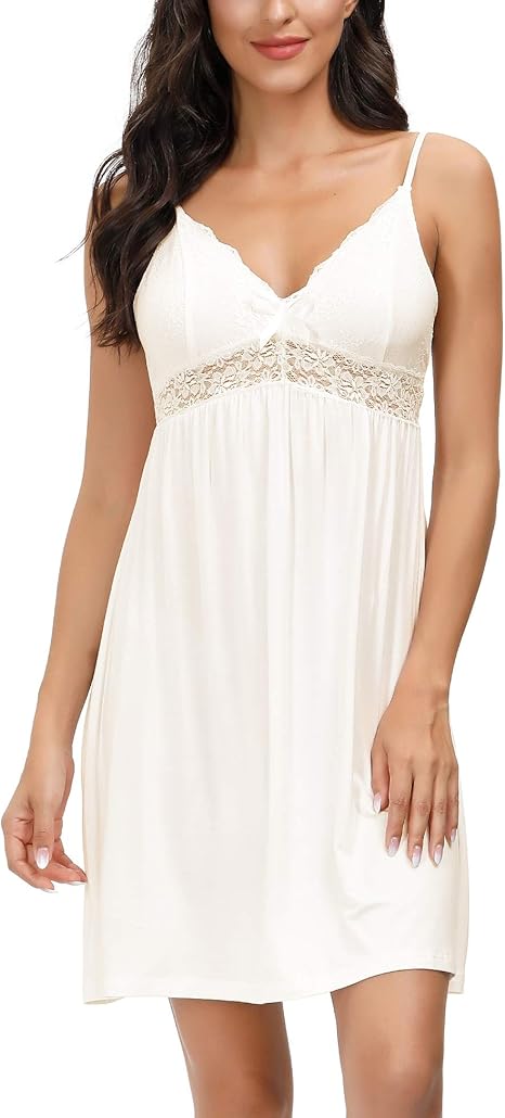 camicie da notte bianche