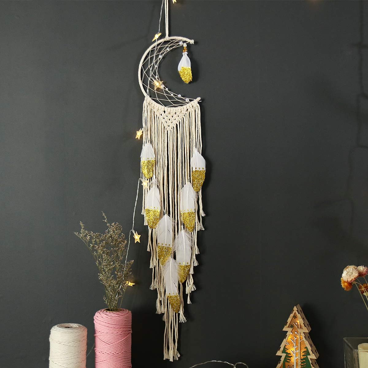 Moon Dream Catcher Wall Decor, Natural Cotton Bohemian Dream Catchers for Bedroom Wall Hanging, Handmade Crescent Shape Dreamcatchers, Gold Feather Hanging Ornament for Home Decoration Festival Gift