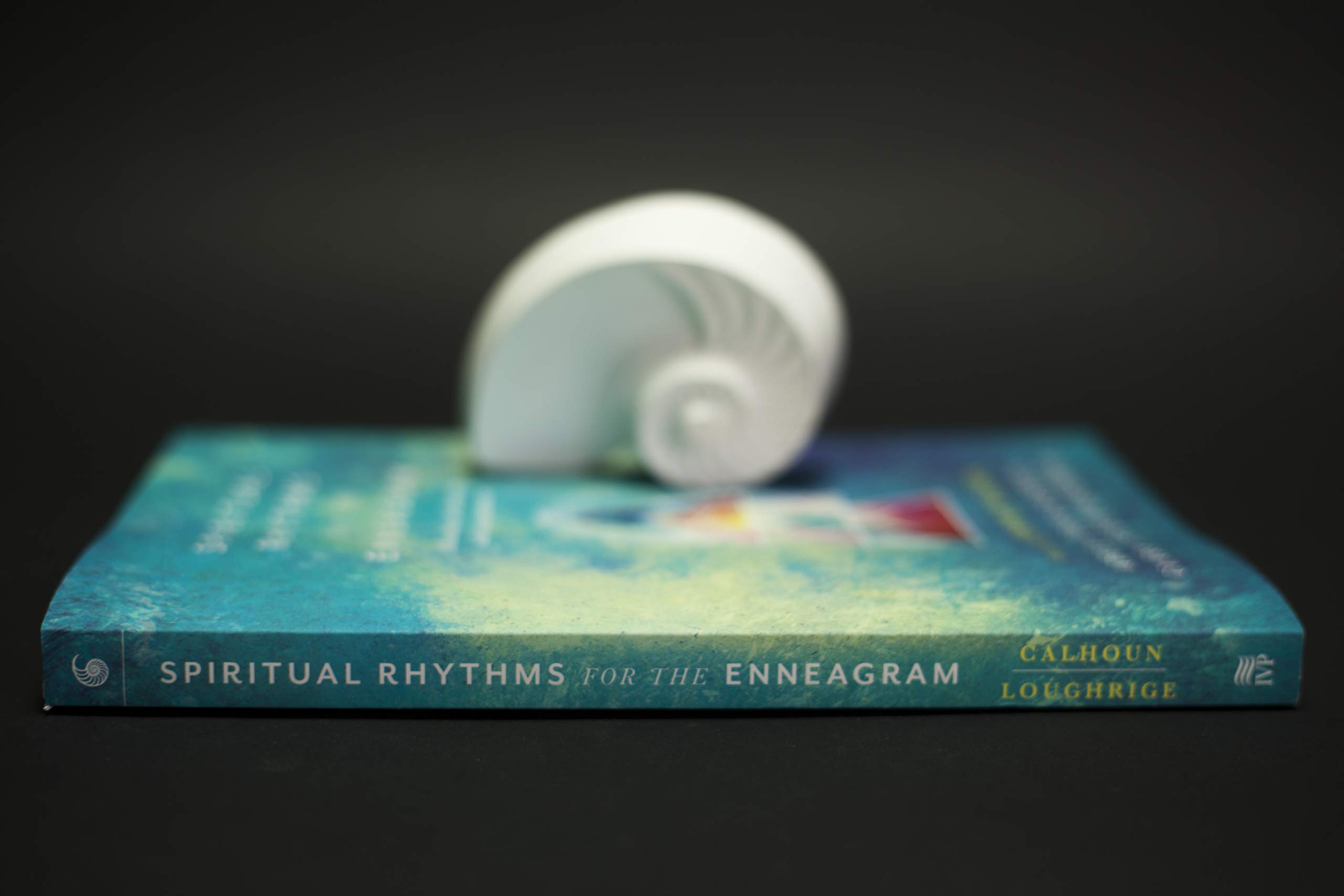 Spiritual Rhythms for the Enneagram: A Handbook for Harmony and Transformation