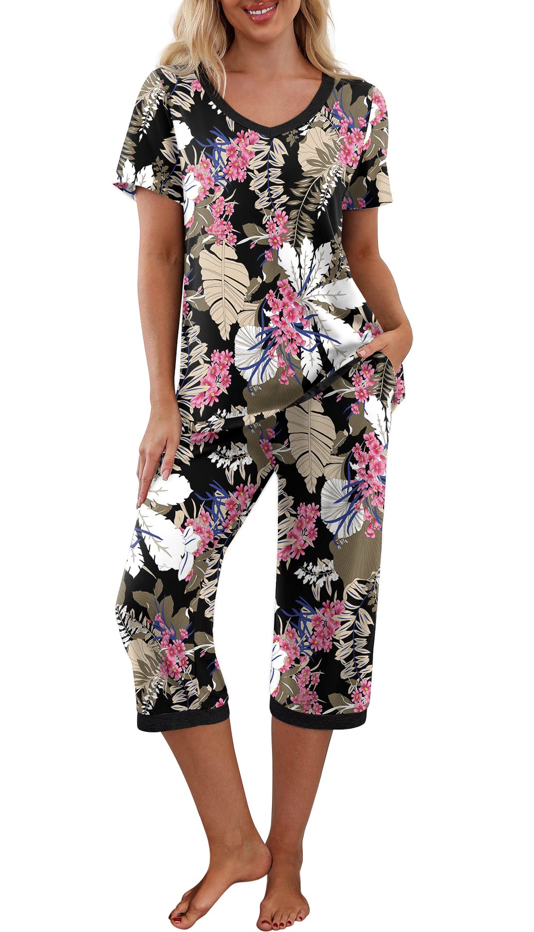 Short Sleeve Shirt and Capri Pants Pjs Sets