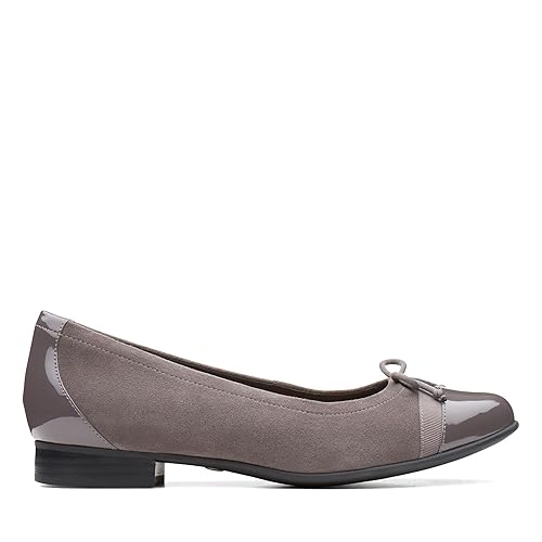 clarks pumps grey