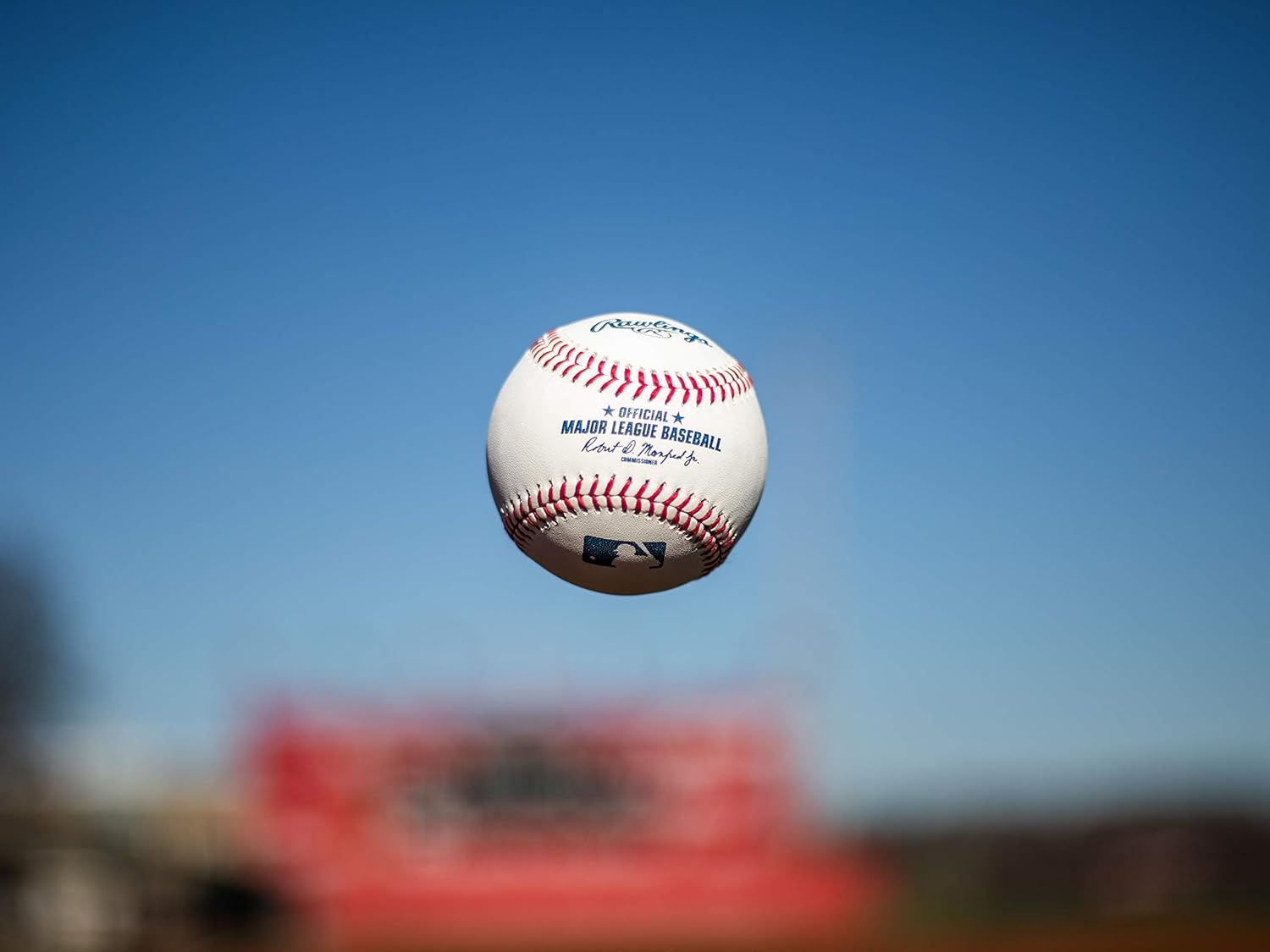 Rawlings Official 2021 Baseball of Major League Baseball (MLB), with Display Case (ROMLB-R), White/Red/Navy: Sports & Outdoors