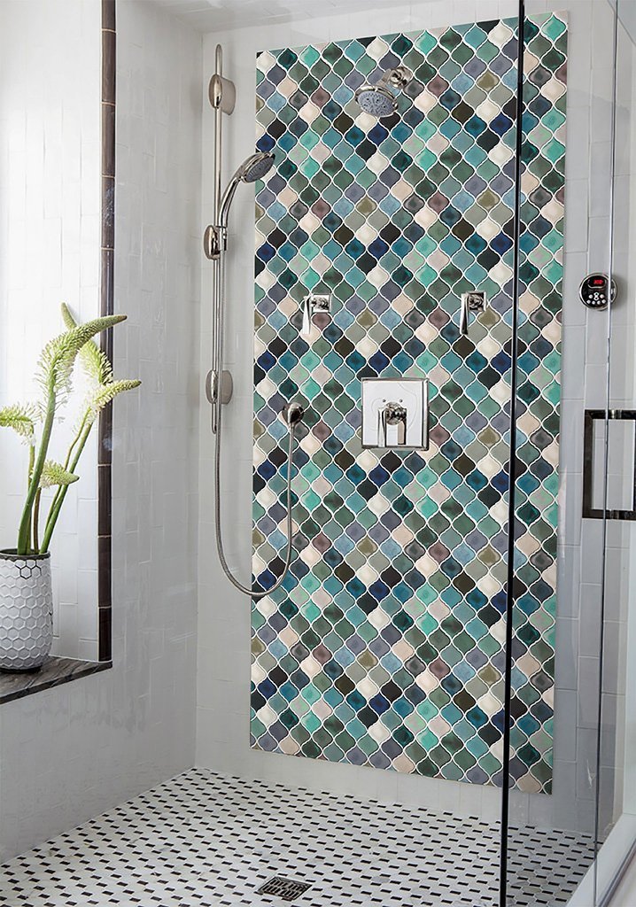 HUE DECORATION Turquoise Quatrefoil Peel and Stick Tile Backsplash