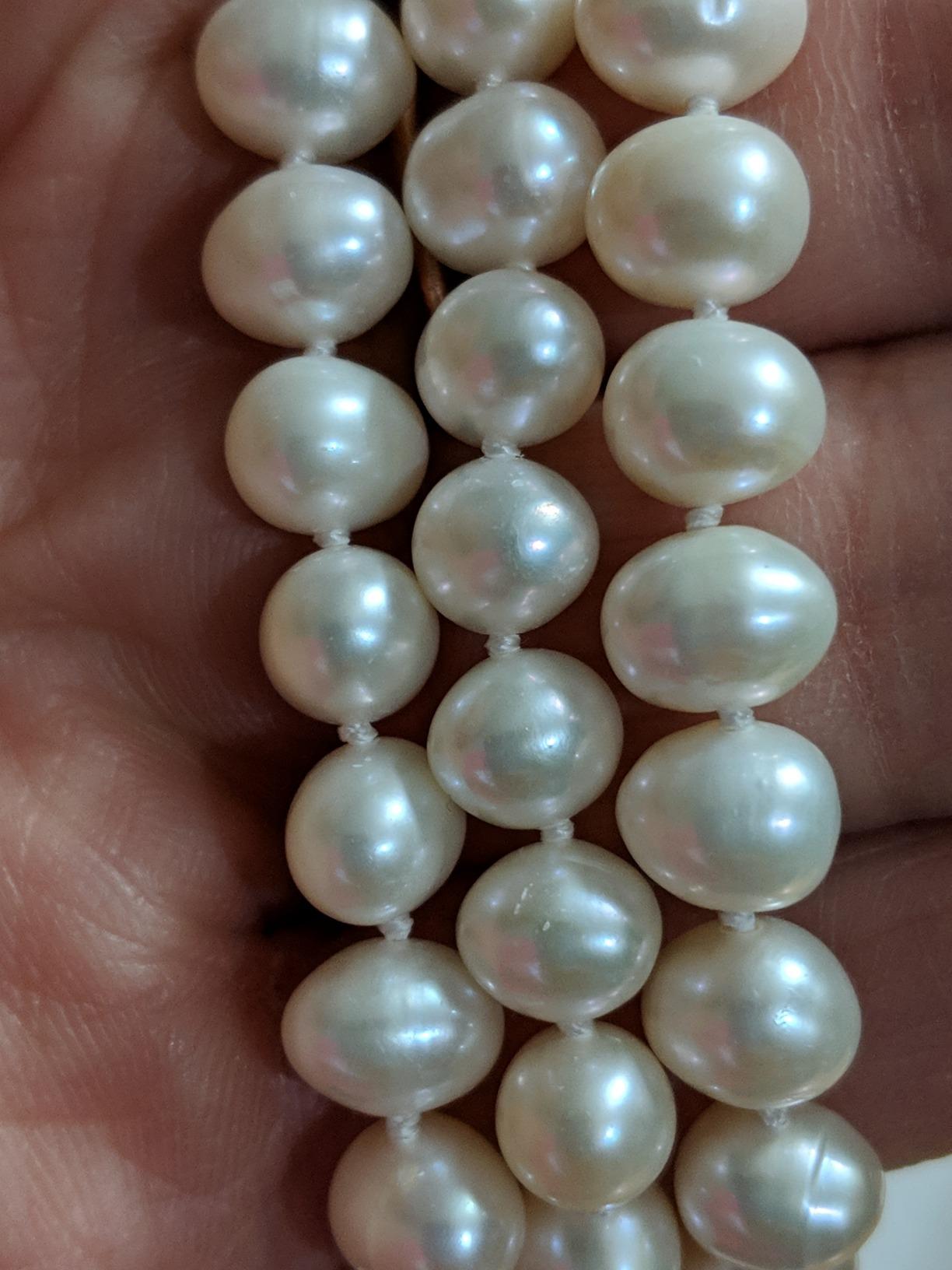Customer review image for 3-row White A Grade Freshwater Cultured Pearl Necklace (7.5-8.0 mm), 16.5", 17"/18"