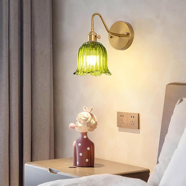 JERANDO VINTAGE BATTERY OPERATED WALL SCONCES SET OF TWO, RGB DIMMABLE LED WALL LIGHT WITH REMOTE CONTROL, GREEN GLASS LAMPSHADE WALL LAMP WITH 15 COLORS FOR BEDROOM, LIVING ROOM, HOME DECOR