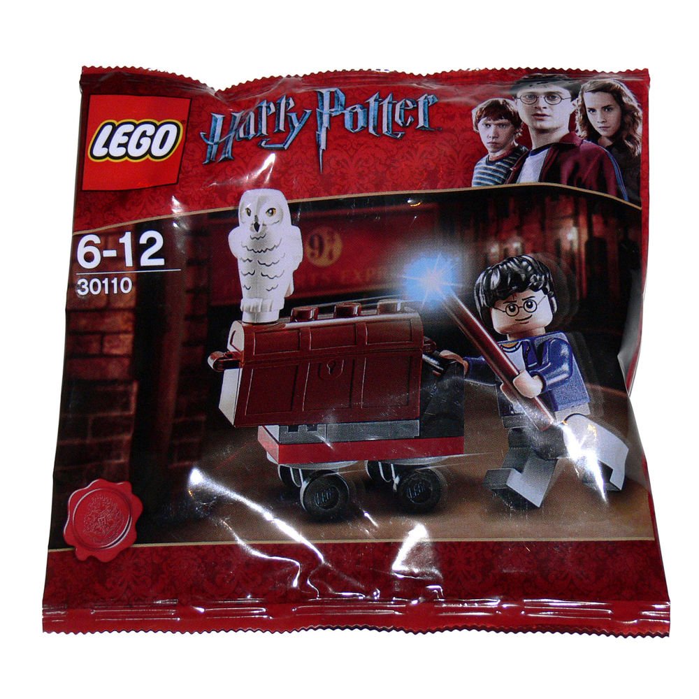 Harry Potter Lego 30110 King's Cross Trolley with Hedwig, Trunk and Harry Mini-Figure