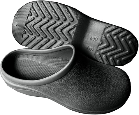 water resistant nursing shoes