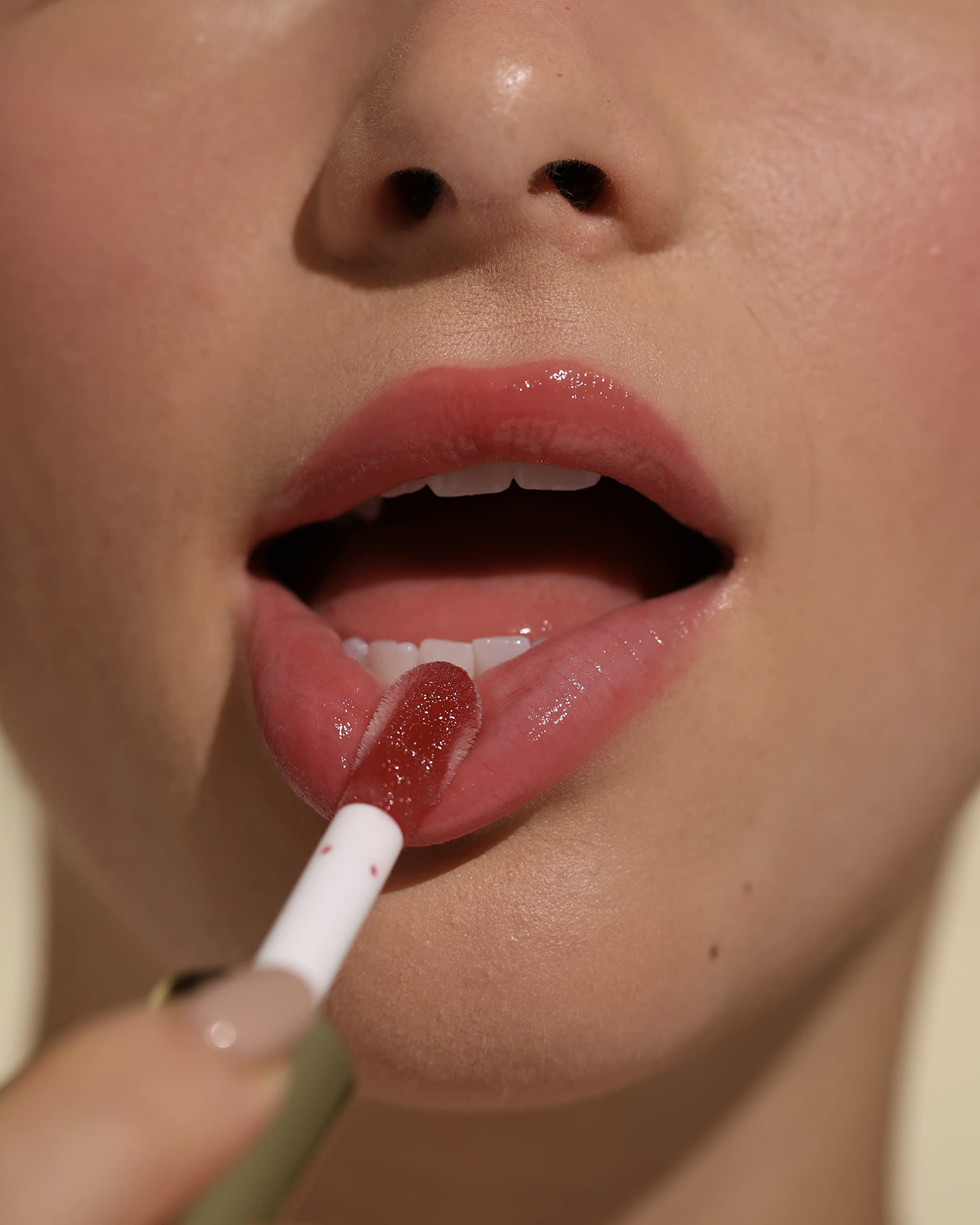 Milani Fruit Fetish Lip Oil with Vitamin E for Instant Hydration, Fruit Extract Infused Lip Treatment and Moisturizing Lip Gloss - Cherry Lime