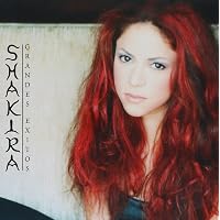 Amazon.com: Shakira (CD+DVD Grandes Exitos) Sony-509874