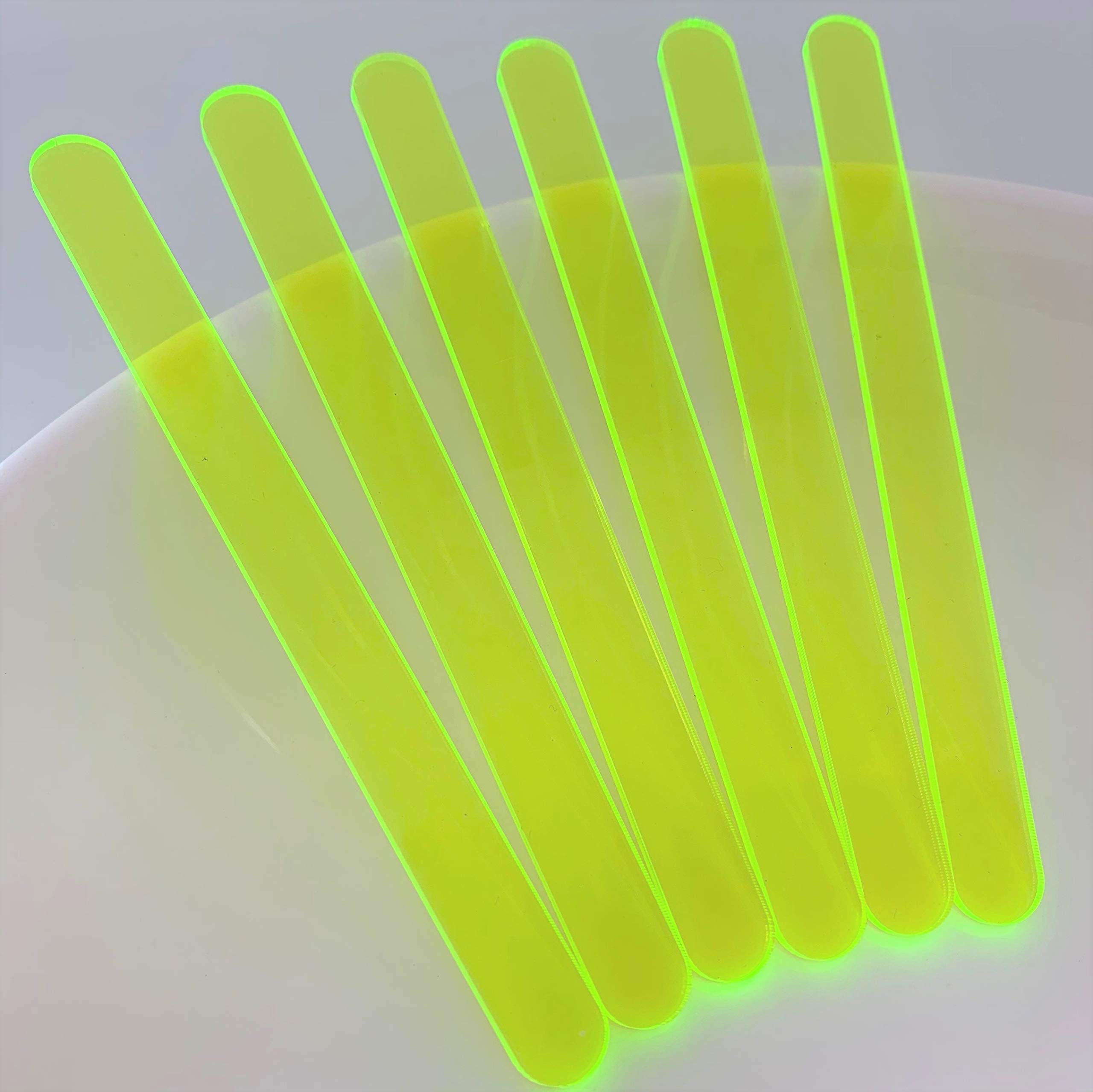 Set of 30 Reusable Acrylic Cakesicle Sticks, Gold Mirror Popsicle Sticks for Party Favors (Fluorescent Green)
