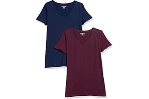 �鶹�� Essentials Women's Plus Size Short-Sleeve V-Neck T-Shirt