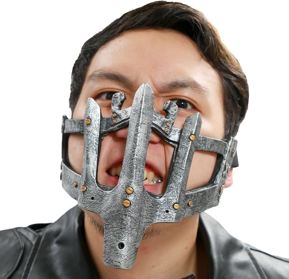 маск макс. маска из безумного макса. маска безумный макс косплей. маска "безумный джо". безумный макс намордник.