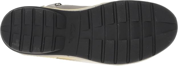 clarks muckers squall