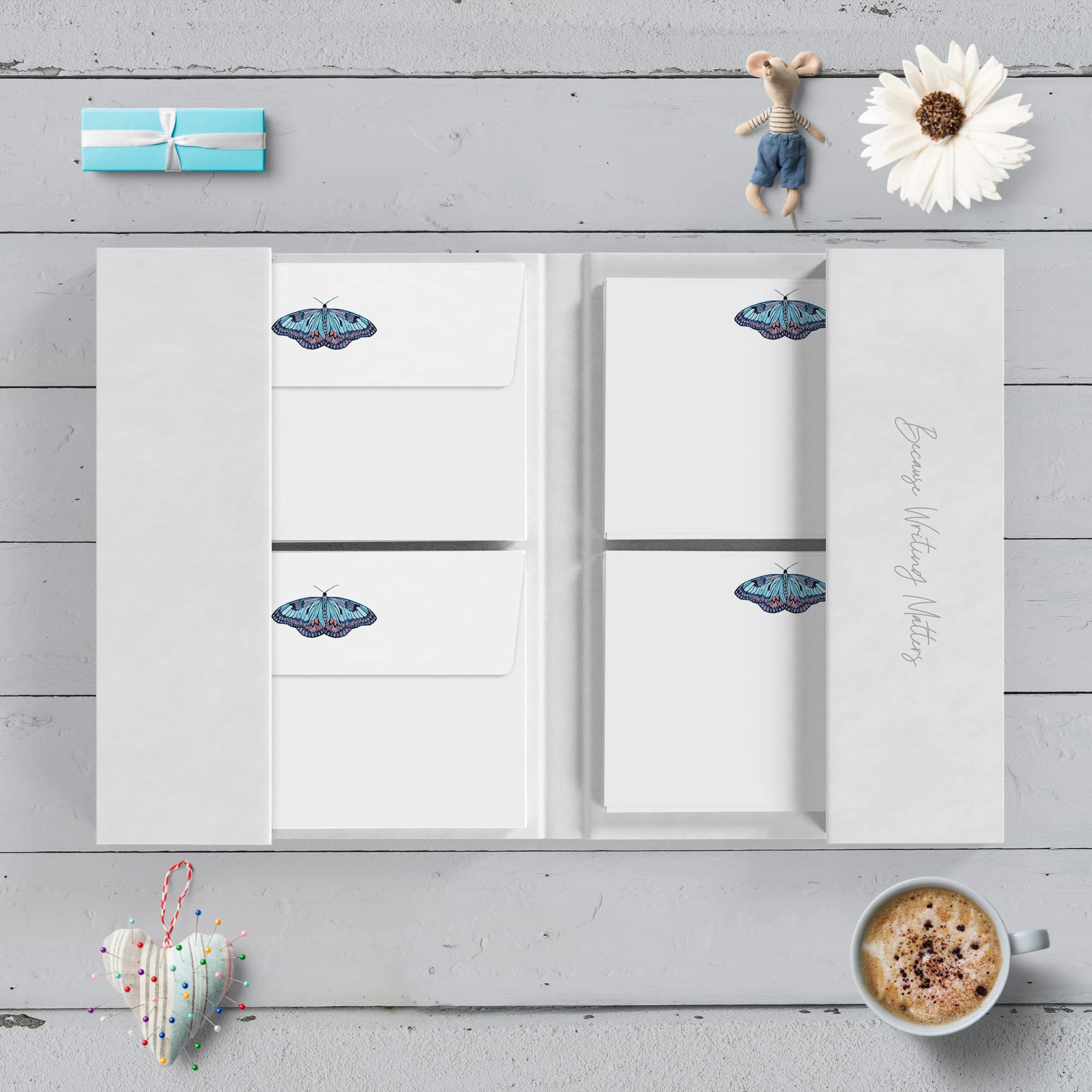 Me Loovely Butterfly Flat Notecard and Envelopes Set A6 Size Blank Greeting Cards Writing Stationary Correspondence Notecards Sets for All Occasion | Christmas Gifts (Pack of 20 with Folder)