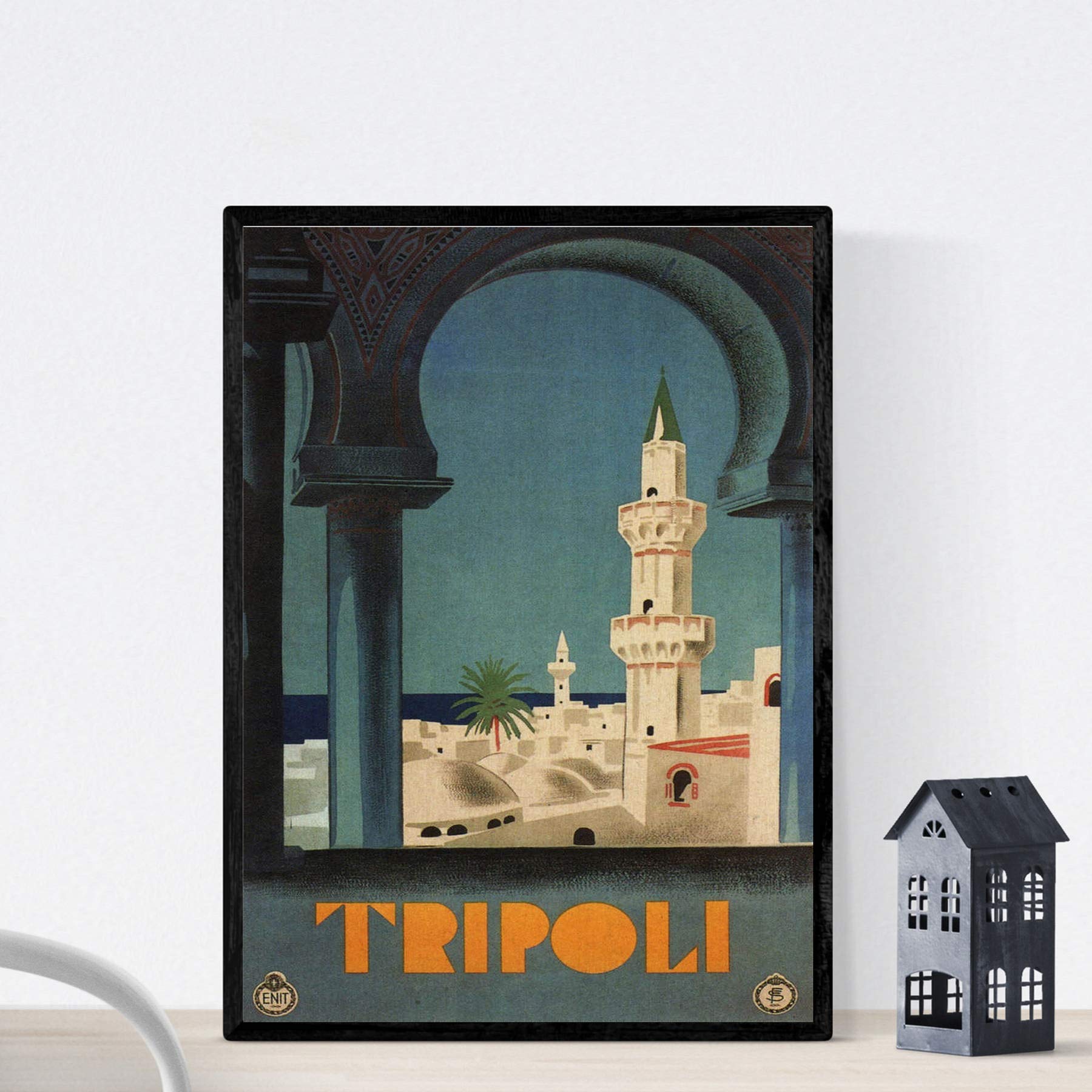 Nacnic Vintage Poster Vintage poster of France and Italy. Meet Tripoli. A4 size