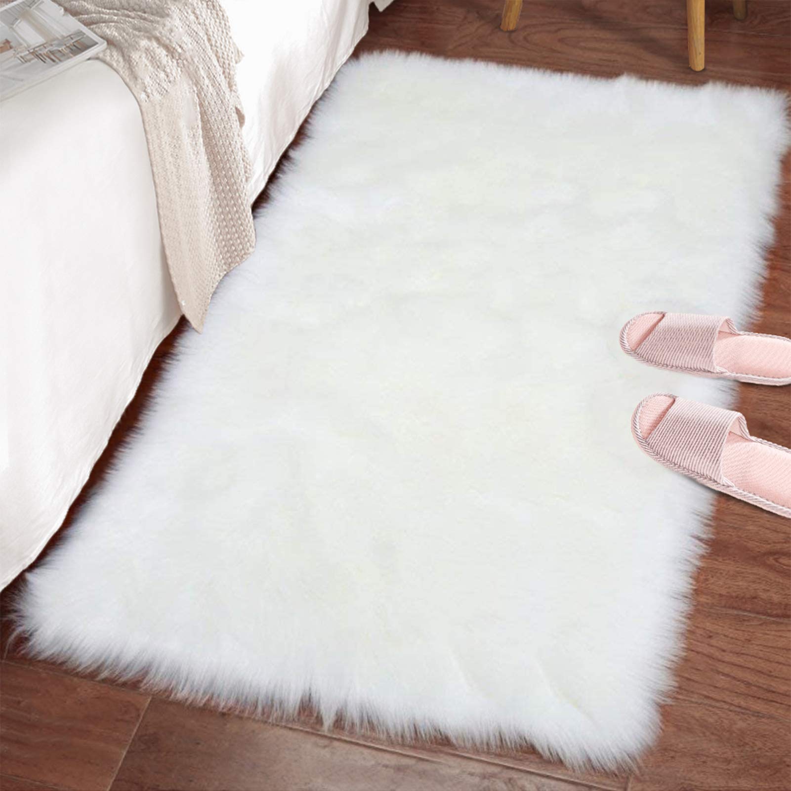 LOCHAS Super Soft Fluffy Faux Sheepskin Fur Area Rug, Living Room Bedroom Floor Shaggy Silky