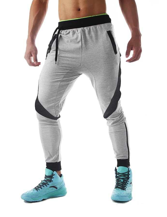 Adults that wear sweatpants in public Page 3