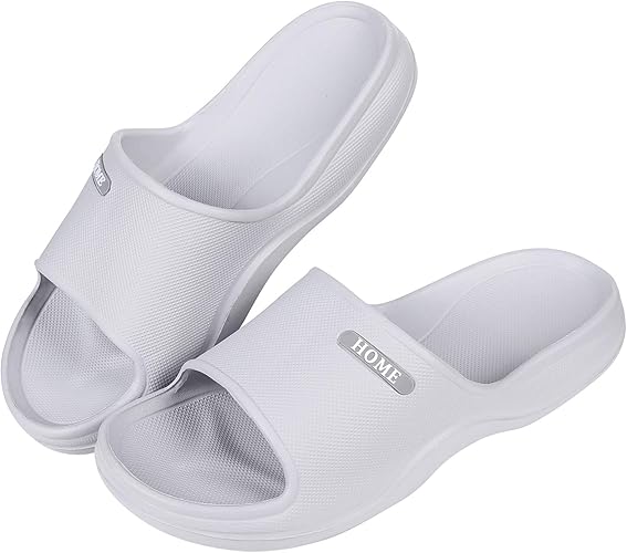 The 10 Best Yeezy Slides Replicas (November 2022)