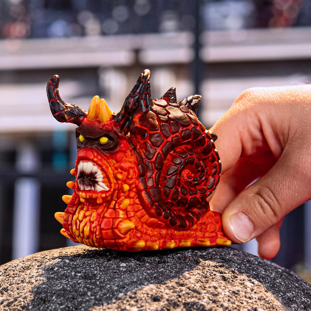 schleich ELDRADOR Creatures | Lavaschnecke 70851 | detailgetreue Monster Sammelfiguren | hochwertige Figuren zum Sammeln & Spielen | Geschenk für Kinder ab 7 Jahren | 8 x 5 x 7 cm 2