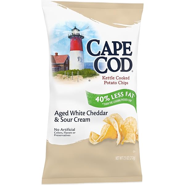 CAPE COD LESS FAT WHITE CHEDDAR & SOUR CREAM CHIPS, 7.5 OZ BAG