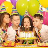 URAQT 24 Pcs Twisty Birthday Candles with Stands Black Metallic Long Candle view 5