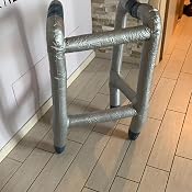 Bastone Da Passeggio Gonfiabile Con Stampa Zimmer Frame - 90 Cm - Accessorio Divertente Per Feste E Costumi - 3