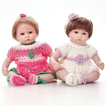 Realiste Belle Jumelle Jouet Bebe Silicone Reborn Jouet Poupee Cadeau Comme Les Enfants Playmates Cadeau De Noel D Anniversaire Et Reduire L Anxiete Aide Autisme 22 Pouces A B Amazon Fr Cuisine Maison