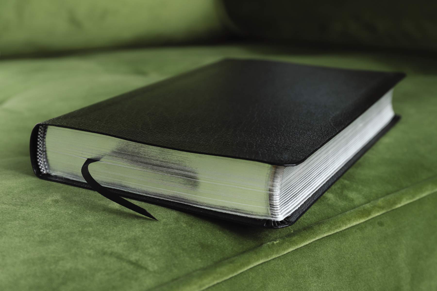 Amplified Holy Bible, Bonded Leather, Black: Captures the Full Meaning Behind the Original Greek and Hebrew Amplified Holy Bible, Bonded Leather, Black: Captures the Full Meaning Behind the Original Greek and Hebrew Bonded Leather