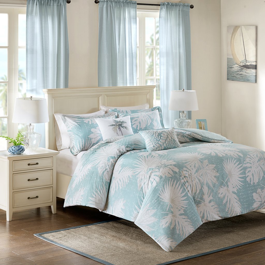 Best Coastal Bedding Palm Cree Home