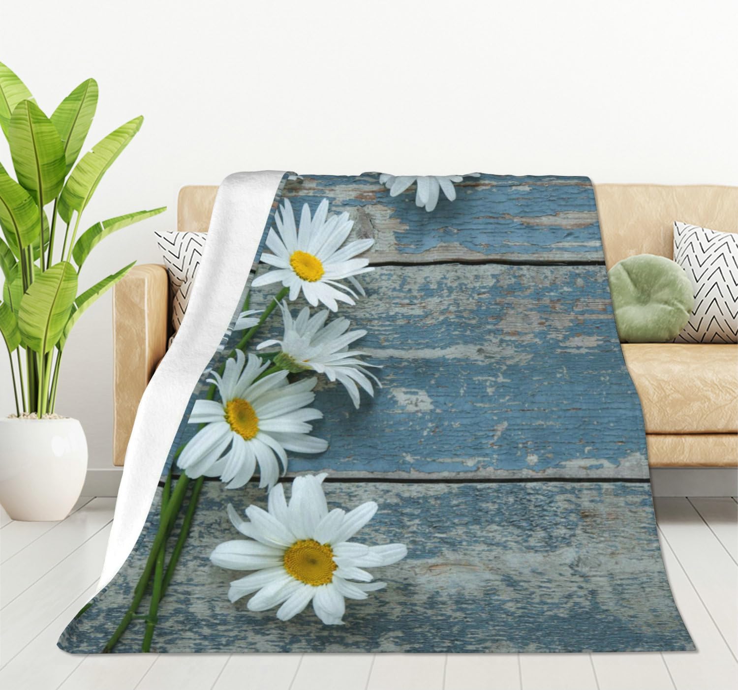 HGOD DESIGNS Daisy Flowers on Old Wooden Flannel Fleece Bed Blanket Throw Blanket Lightweight Cozy Plush Blanket for Bedroom Living Rooms Sofa Couch 100x130cm